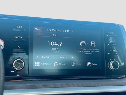 Used 2023 Kia K5 LXS image 14