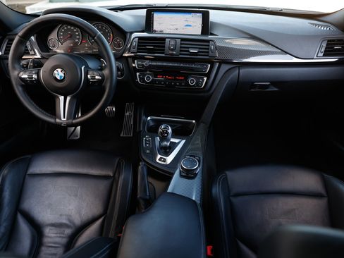 Used 2015 BMW M3 image 26