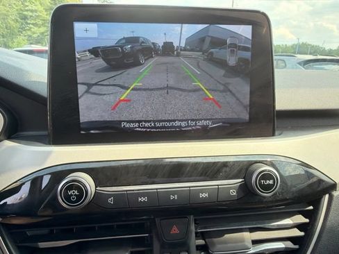 Used 2020 Ford Escape SEL AWD/4WD image 16