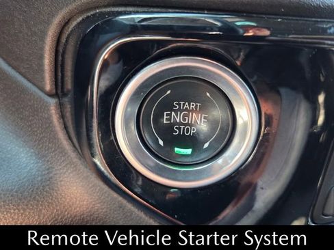 Used 2025 Chevrolet Silverado 1500 LT AWD/4WD image 28