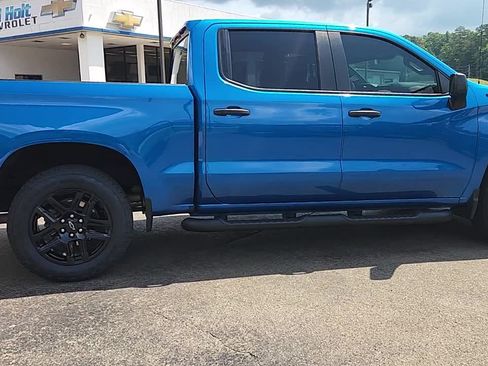 Used 2024 Chevrolet Silverado 1500 Custom w/ Turbomax Blackout Package AWD/4WD image 8