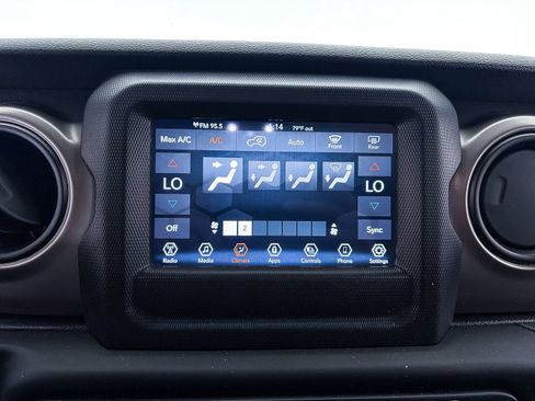 Used 2021 Jeep Wrangler Sport AWD/4WD image 22