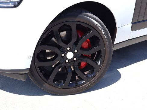 Used 2015 Land Rover Range Rover Supercharged image 10