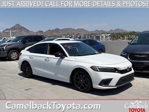 Used 2023 Honda Civic Sport image 1