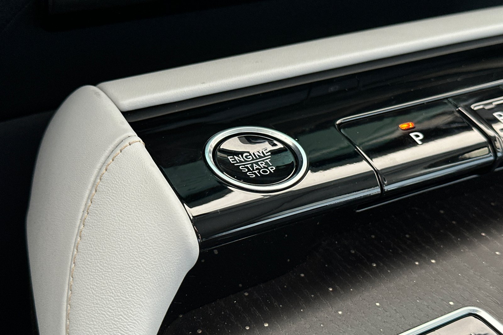 New 2026 Lincoln Navigator L Black Label AWD/4WD image 24