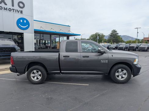Used 2018 RAM 1500 Express AWD/4WD image 2