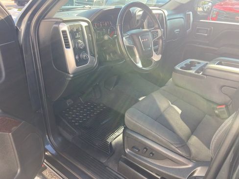 Used 2019 GMC Sierra 1500 SLE w/ SLE Value Package AWD/4WD image 19