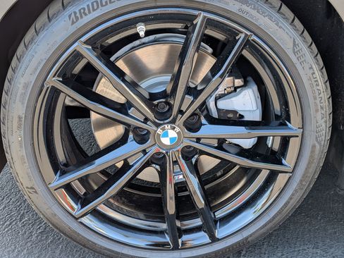 Used 2021 BMW 330i Sedan w/ M Sport Package image 13