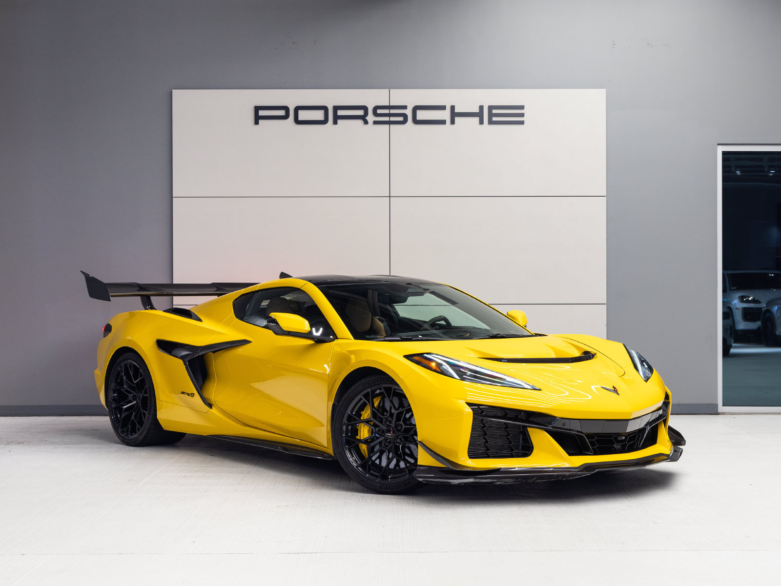 Used 2026 Chevrolet Corvette ZR1 w/ ZR1 Carbon Fiber Aero Package RWD image 9