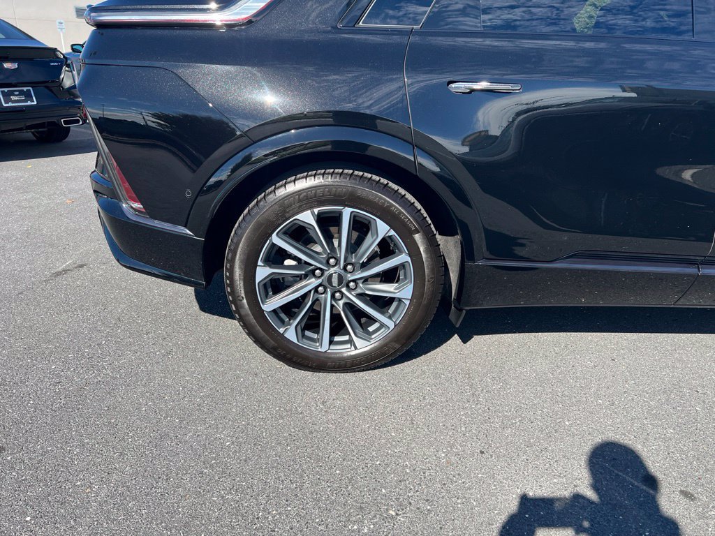 Certified 2024 Cadillac Lyriq Sport AWD/4WD image 32