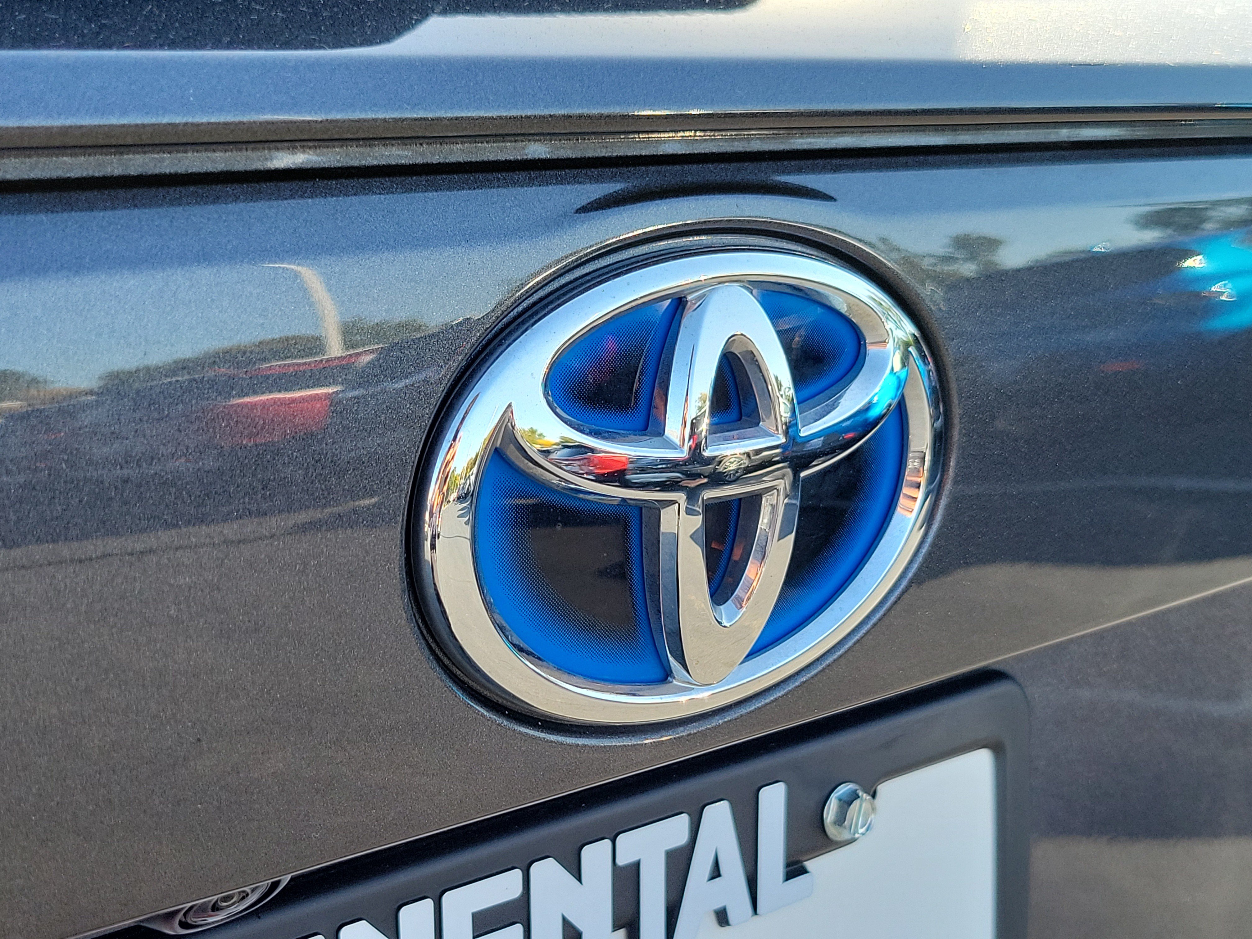 Certified 2024 Toyota RAV4 XLE w/ Convenience Package AWD/4WD image 8