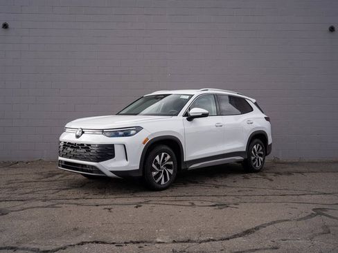 New 2026 Volkswagen Tiguan S image 1