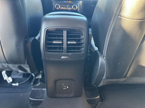 Used 2022 Ford Escape SEL image 15