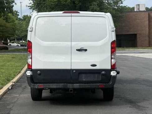 Used 2019 Ford Transit 250 148 Low Roof RWD image 5