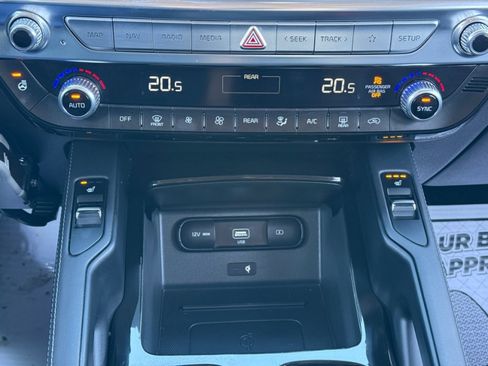 Used 2021 Kia Telluride EX image 29