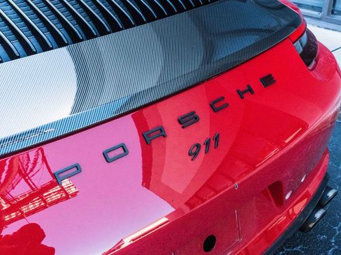 Used 2018 Porsche 911 Carrera image 38
