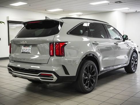 Used 2022 Kia Sorento SX FWD image 6