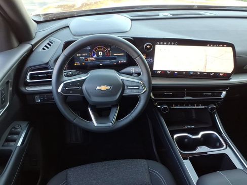 New 2026 Chevrolet Traverse LT FWD image 21