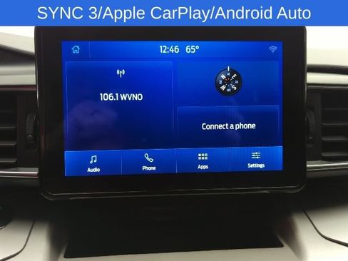 Used 2023 Ford Explorer XLT AWD/4WD image 13