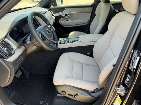 New 2026 Volvo XC90 T8 Plus w/ Protection Package AWD/4WD image 18