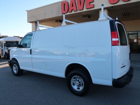 Used 2021 Chevrolet Express 2500 w/ Driver Convenience Package image 6