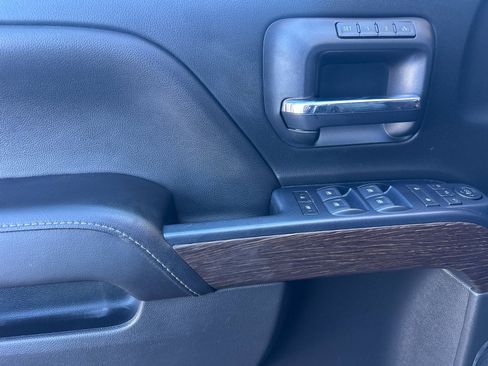 Used 2017 GMC Sierra 1500 Denali w/ Denali Ultimate Package image 10