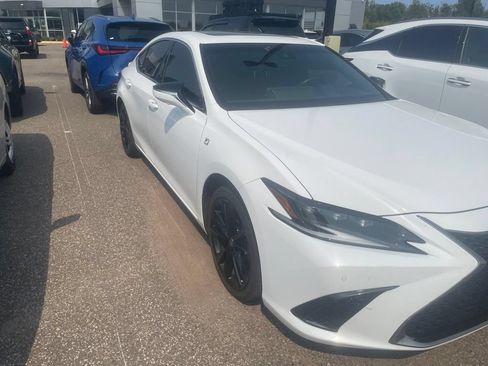 Used 2023 Lexus ES 350 F Sport w/ Accessory Package (Z2) FWD image 14