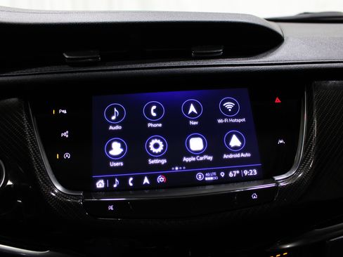 Used 2023 Cadillac XT6 Sport w/ Technology Package image 18