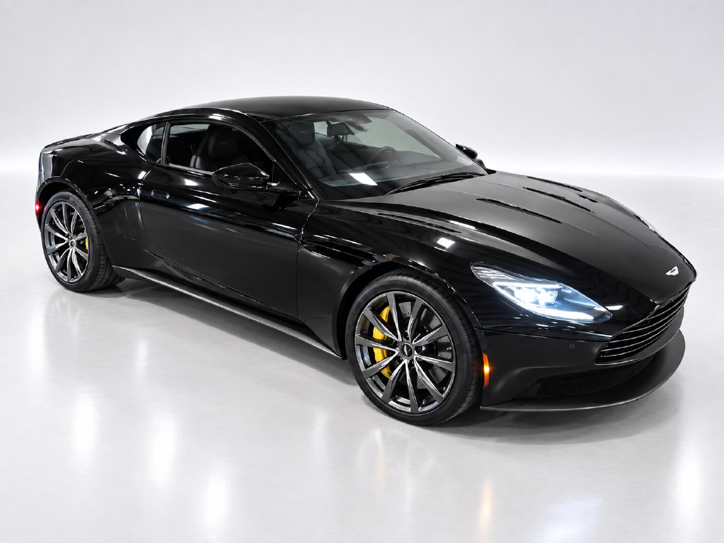 Used 2018 Aston Martin DB11 V12 RWD image 3