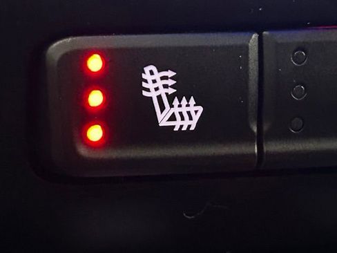 Used 2023 Chevrolet Silverado 2500 High Country w/ Z71 Off-Road Package image 6