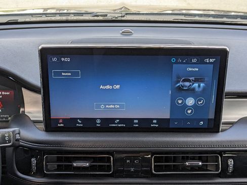 Certified 2023 Lincoln Nautilus Reserve w/ Monochromatic Package image 20