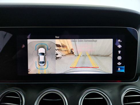 Used 2023 Mercedes-Benz E 350 Sedan image 14