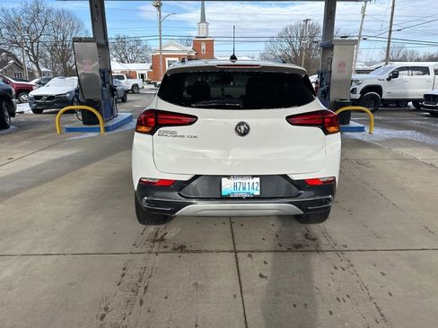 Used 2021 Buick Encore GX Essence w/ Experience Buick Package image 6