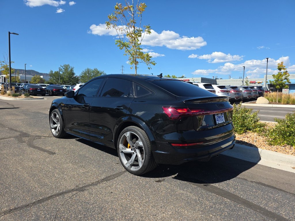 Used 2023 Audi e-tron S Prestige w/ Prestige Package AWD/4WD image 3