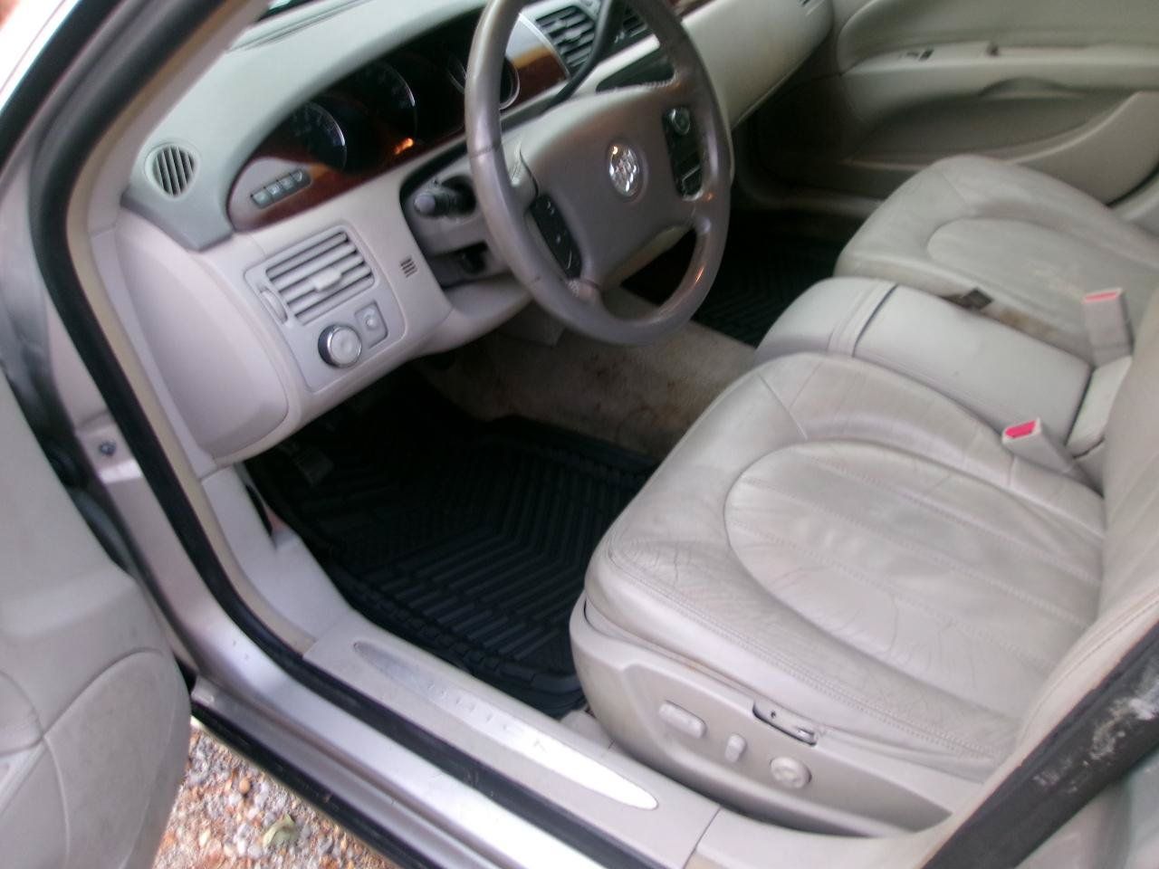 Used 2006 Buick Lucerne CXL w/ Luxury Package FWD image 11