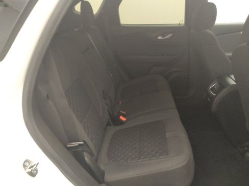 Used 2020 Chevrolet Blazer LT FWD image 19