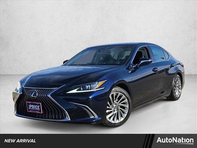 Used 2019 Lexus ES 350 w/ Luxury Package
