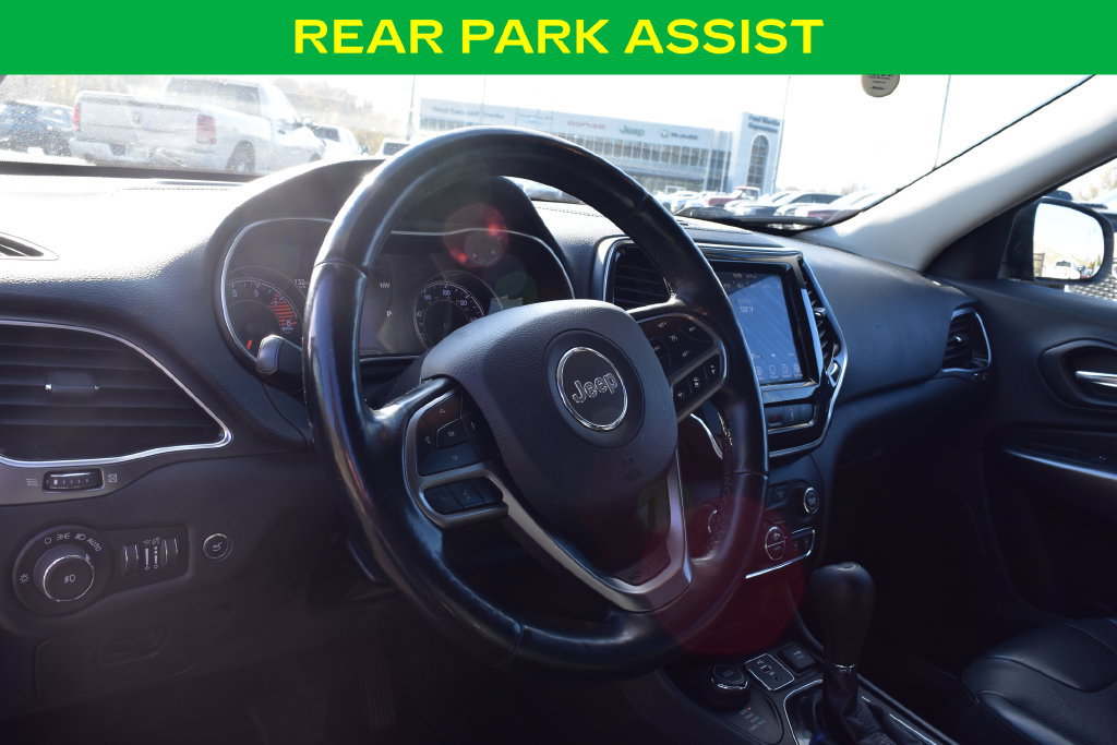 Used 2019 Jeep Cherokee Limited AWD/4WD image 17