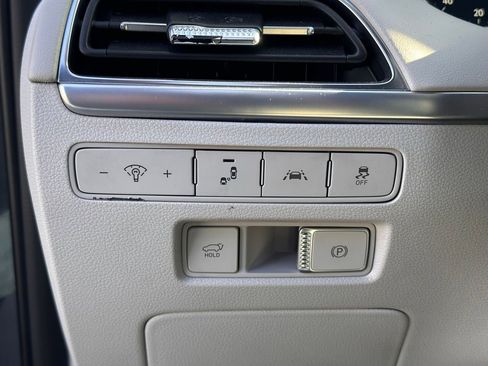 Used 2022 Hyundai Palisade Limited image 33