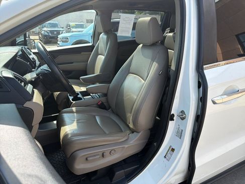 Used 2019 Honda Odyssey EX-L image 11