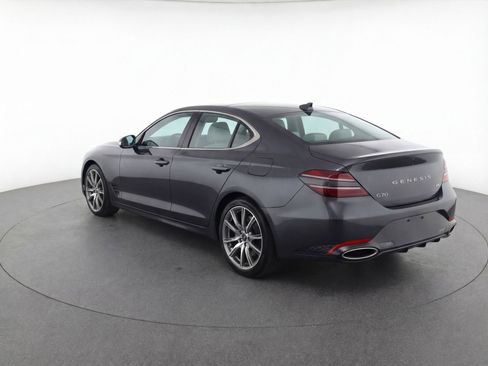 Used 2025 Genesis G70 2.5T image 6