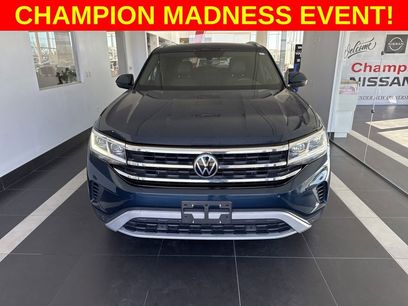 Used 2020 Volkswagen Atlas Cross Sport SE w/ Panoramic Sunroof Package
