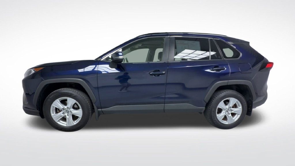 Used 2019 Toyota RAV4 XLE w/ Convenience Package AWD/4WD image 5