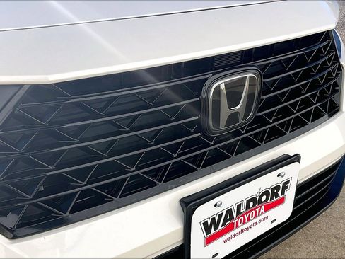 Used 2024 Honda Accord LX image 34
