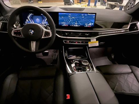 New 2026 BMW X7 xDrive40i image 5