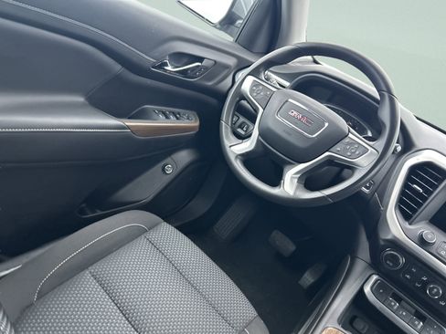 Used 2023 GMC Acadia SLE w/ Driver Convenience Package image 20