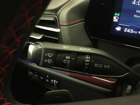 Used 2024 Chevrolet Traverse RS w/ LPO, Floor Liner Package image 34