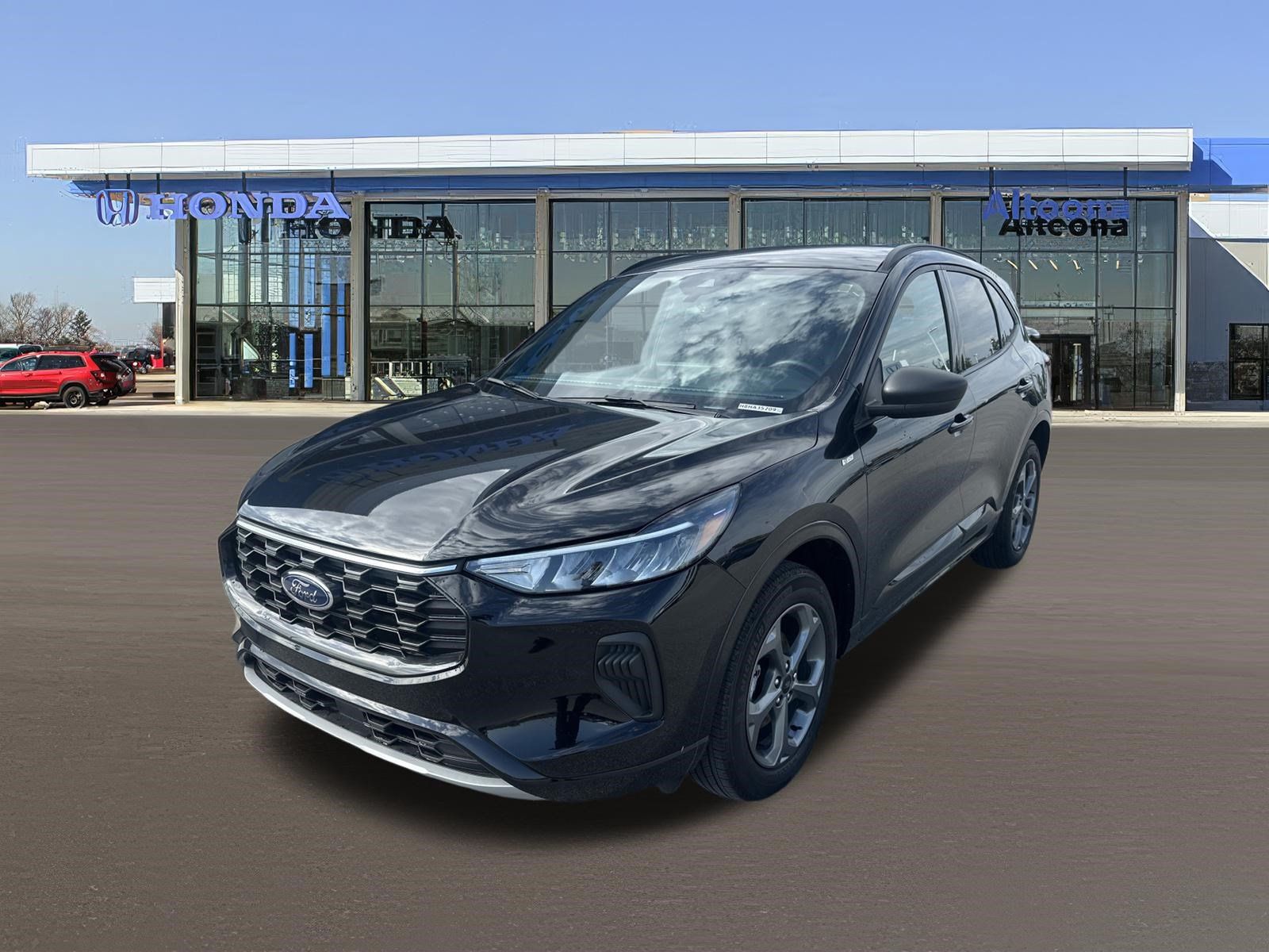 Used 2024 Ford Escape ST-Line w/ Tech Pack #1 AWD/4WD image 1
