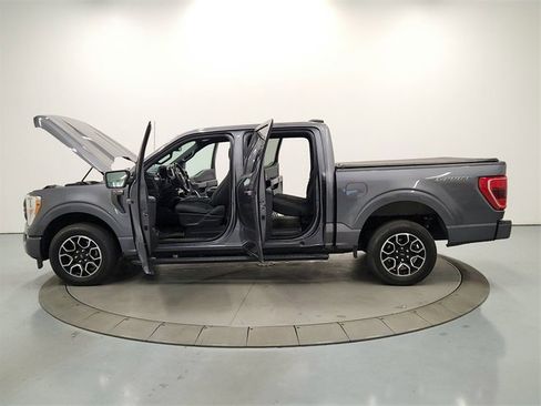 Used 2022 Ford F150 XLT w/ Equipment Group 301A Mid image 12