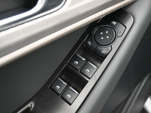 New 2026 Ford Explorer Active image 15